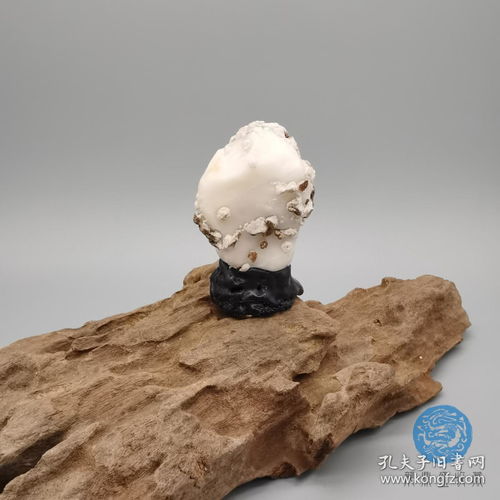 天然靈璧白靈玉 自然玉化原石精品小擺件，觀賞收藏陶冶情操
